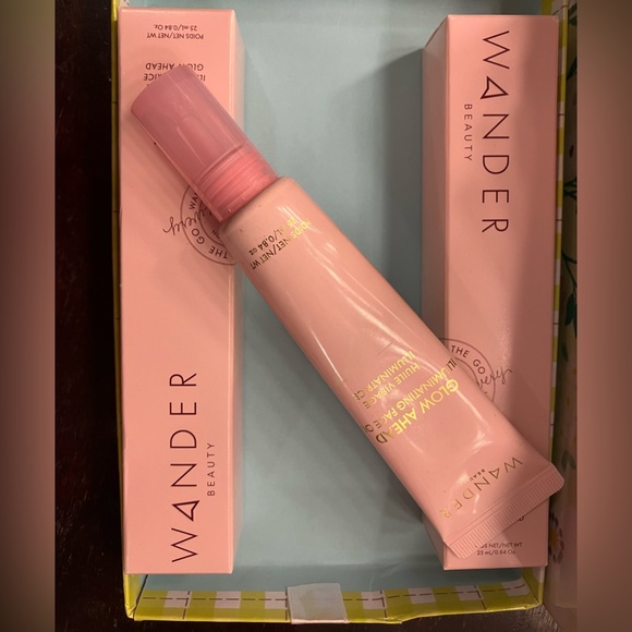 Two Wander Beauty Face Illuminating Oil cosmetics skincare NIB - Picture 10 of 16